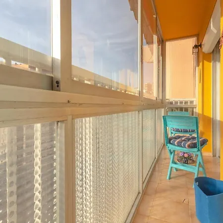 2br Flat - Aircon - 5 Min Walk To Beach Apartamento Benidorm